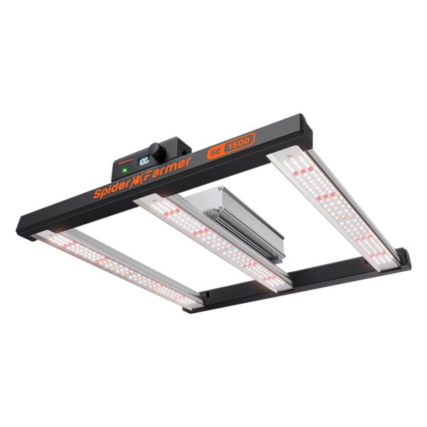 Spider Farmer SE1500 LED kasvulamp valgel taustal