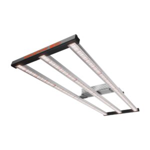 Spider Farmer SE4500 320W LED taimelamp sisselülitatuna